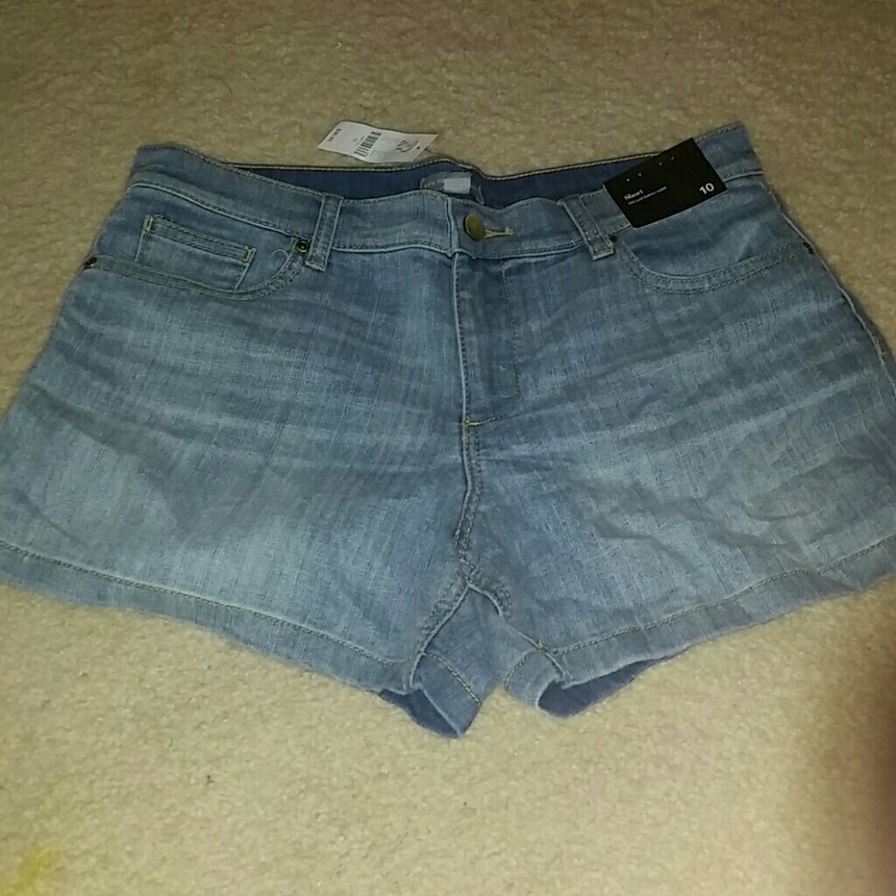 NEW York & Company size 10